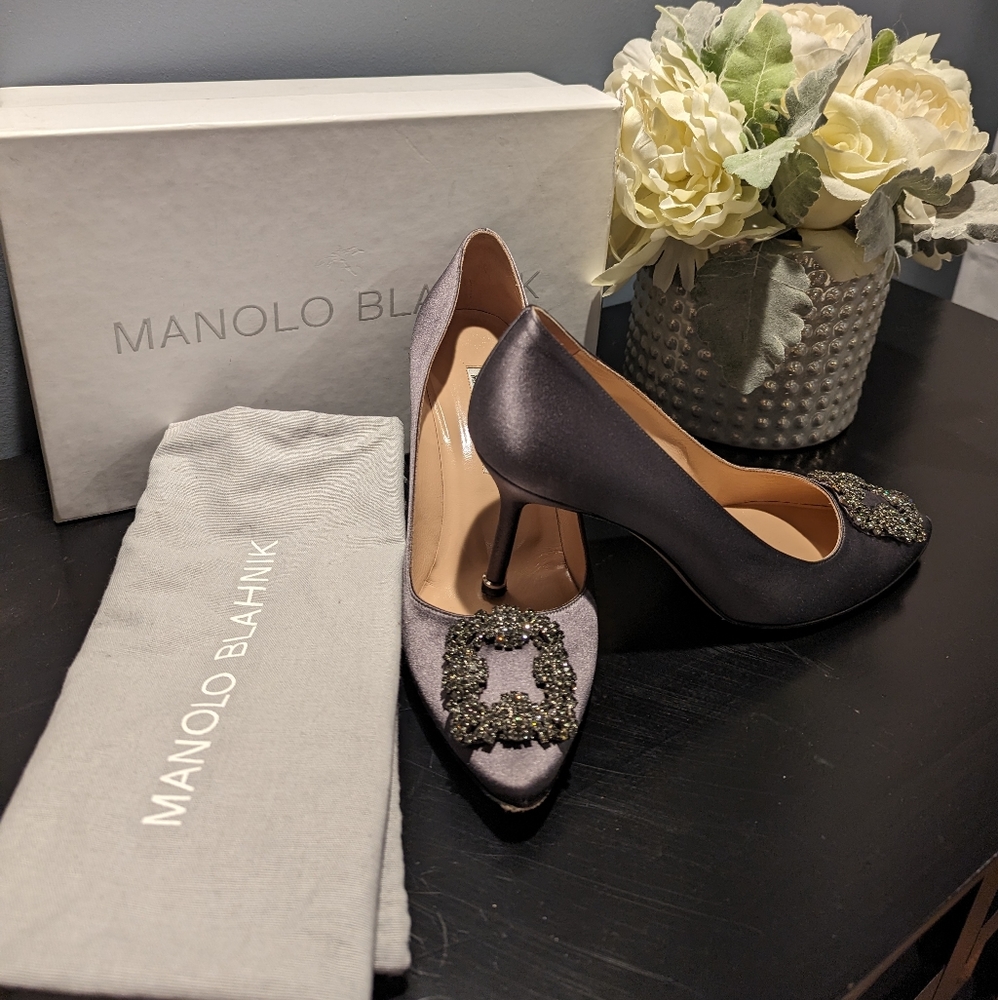 Manolos Blahnik Grey Hangisi 85MM Heels